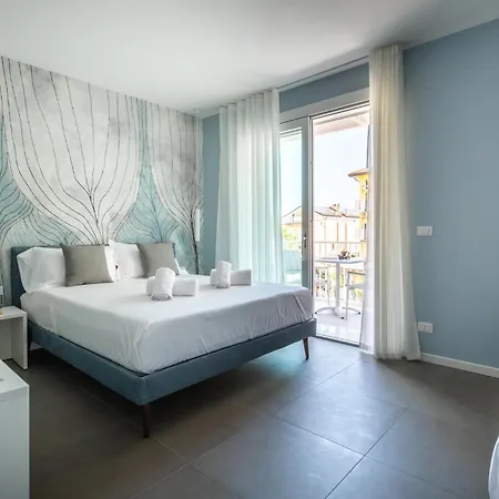 Lido Di Dante Apartament *